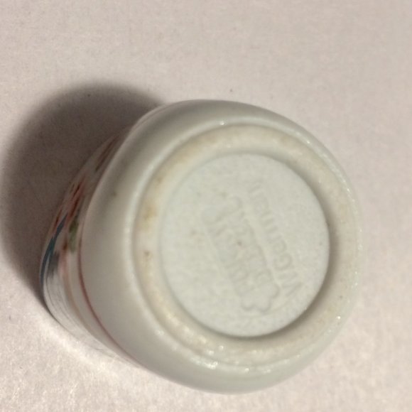 Vintage miniature candle holder Funny Designs - Picture 4 of 4